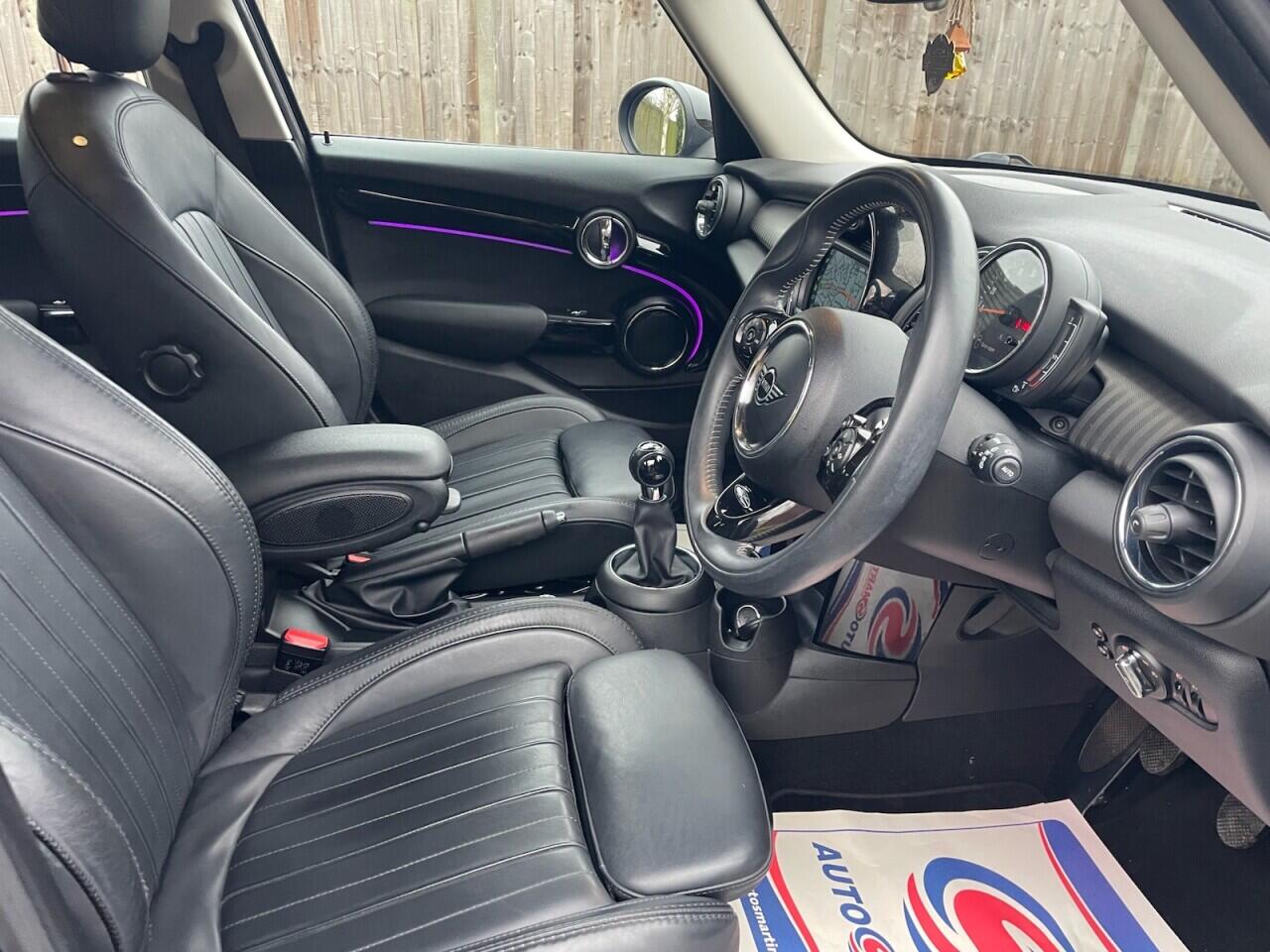 Used MINI Hatch 2019 for sale - 78077921: Photo 32