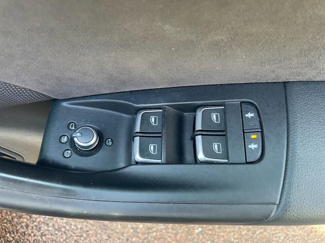 Used Audi Q3 2016 for sale - 78077908: Photo 32