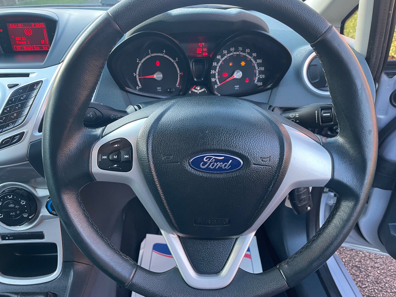 Used Ford Fiesta 2010 for sale - 78077913: Photo 34