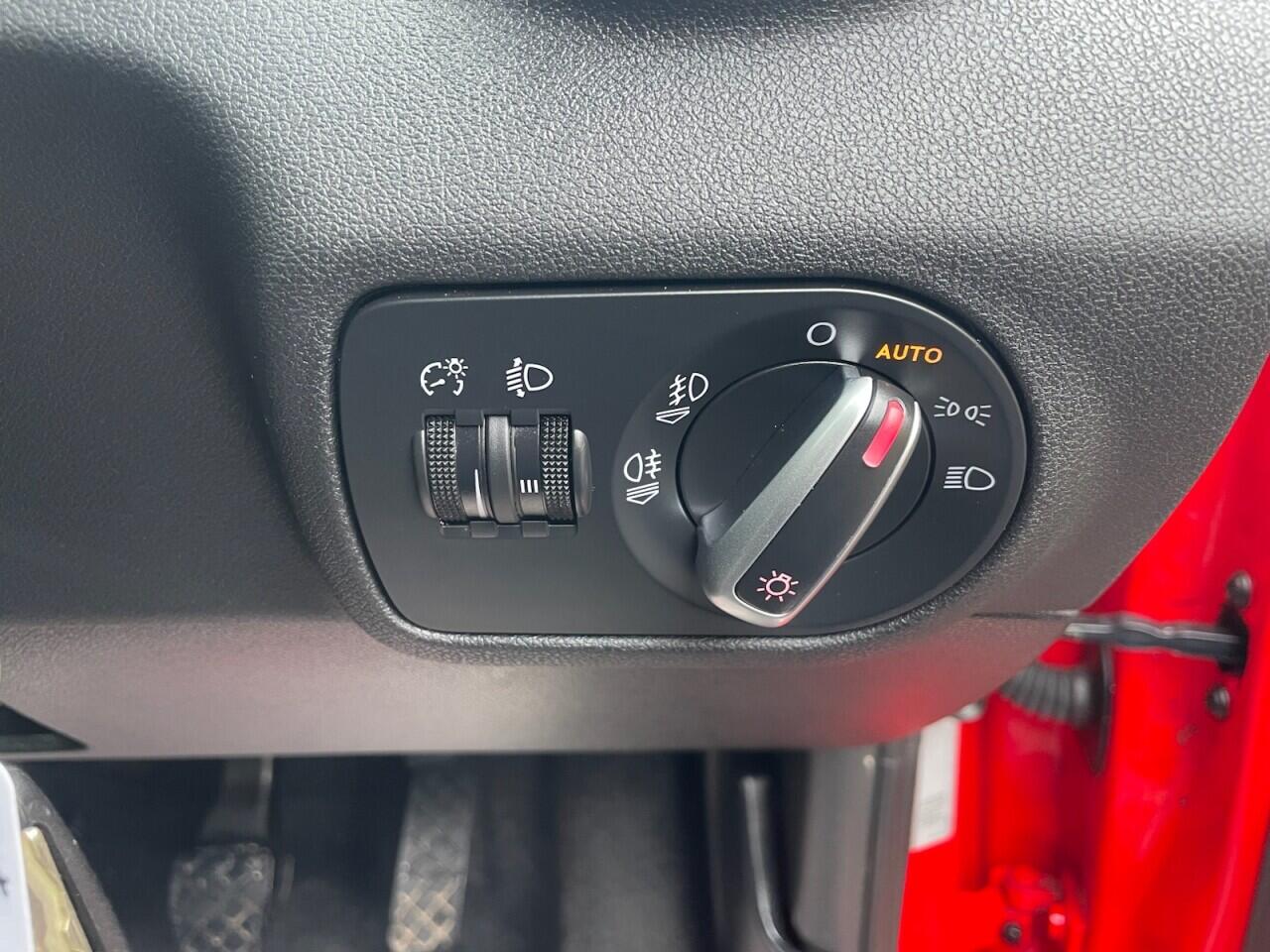 Used Audi A1 2015 for sale - 78077909: Photo 35