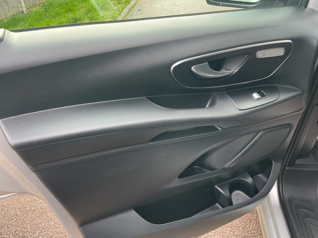 Used Mercedes-Benz Vito 2020 for sale - 77631928: Photo 20