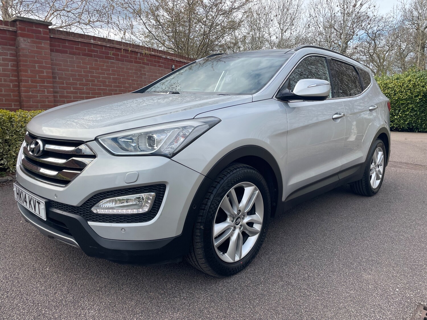 Used Hyundai Santa Fe 2014 for sale - 78077917: Photo 10