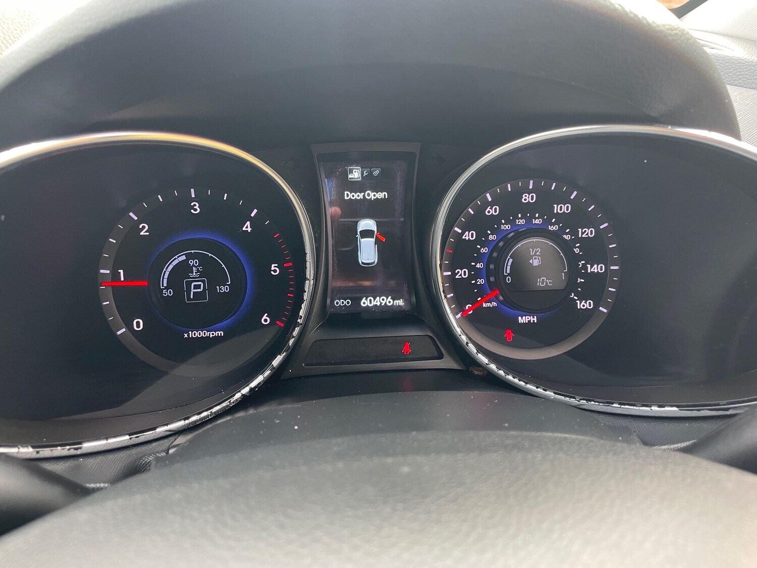 Used Hyundai Santa Fe 2014 for sale - 78077917: Photo 39