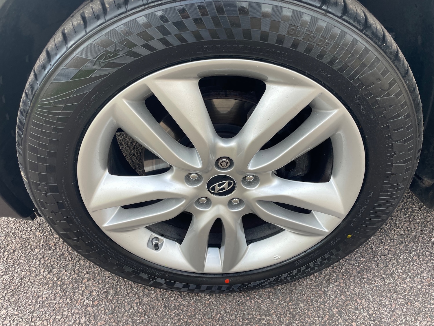 Used Hyundai Santa Fe 2014 for sale - 78077917: Photo 4