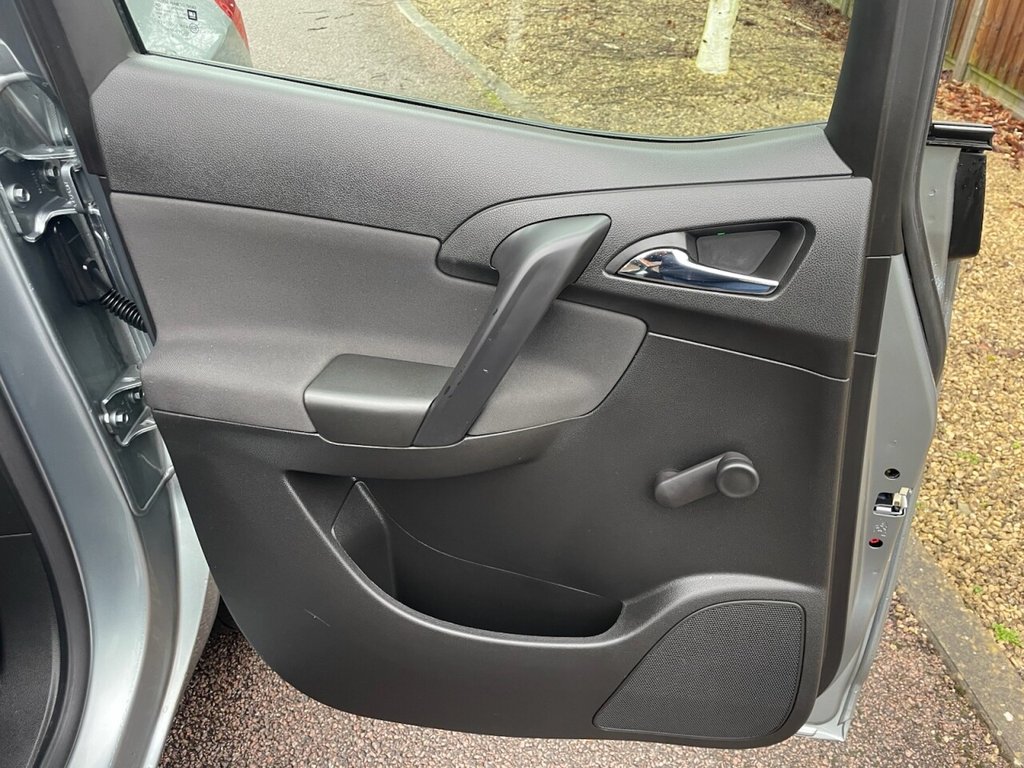 Used Vauxhall Meriva 2012 for sale - 77451762: Photo 21