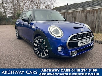 Used MINI Hatch 2019 for sale - 77451625: Photo