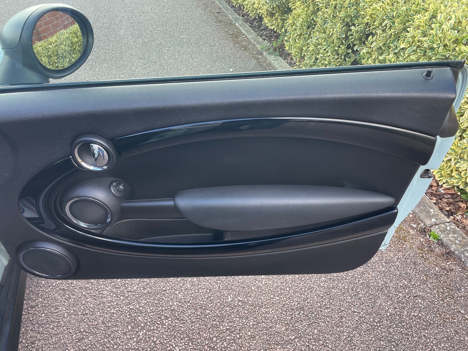 Used MINI Convertible 2013 for sale - 78077922: Photo 29