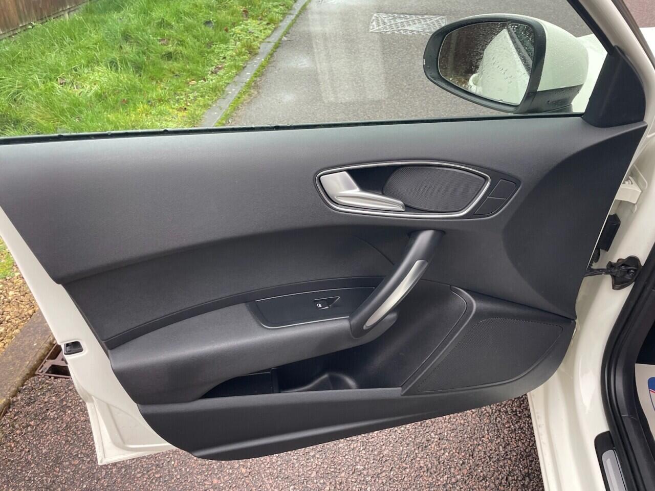 Used Audi A1 2013 for sale - 78077905: Photo 21