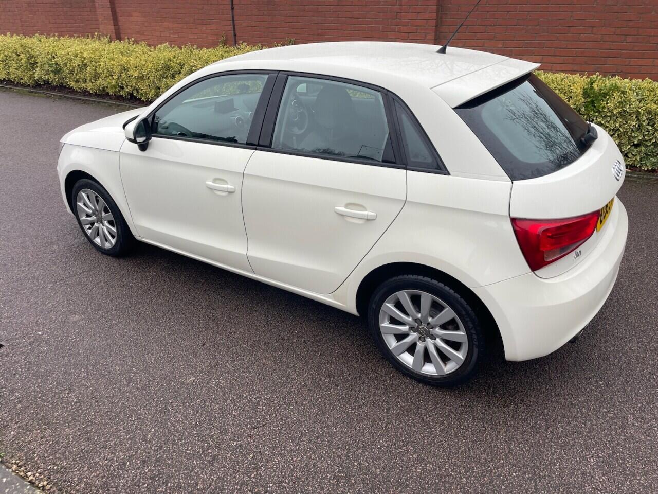 Used Audi A1 2013 for sale - 78077905: Photo 4