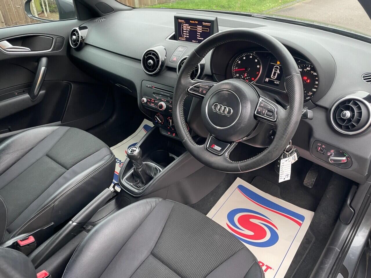 Used Audi A1 2013 for sale - 78077906: Photo 2