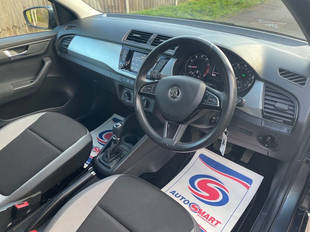 Used Skoda Fabia 2015 for sale - 77451460: Photo 2