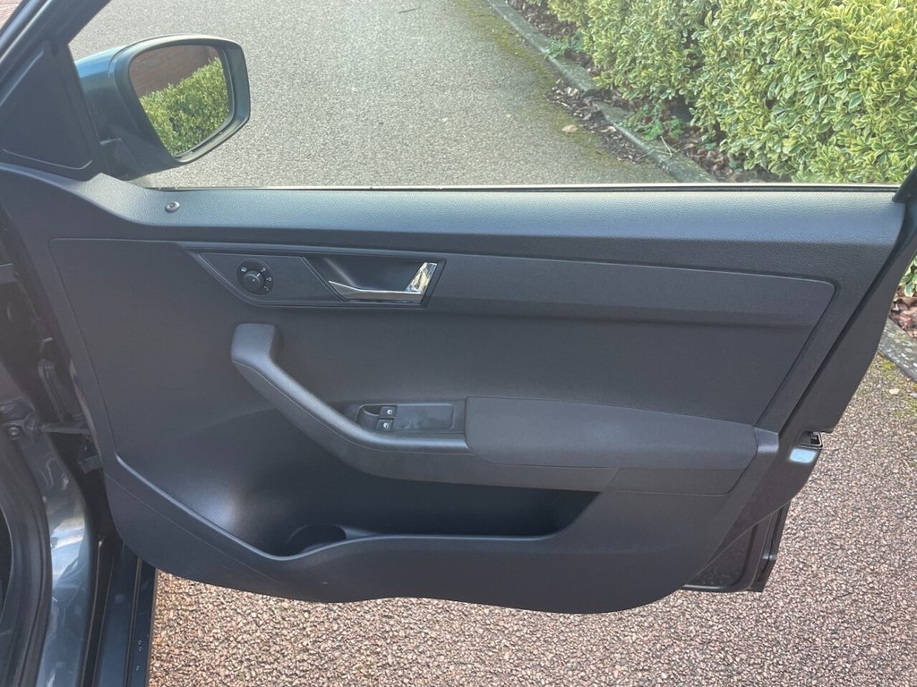 Used Skoda Fabia 2015 for sale - 77451460: Photo 29