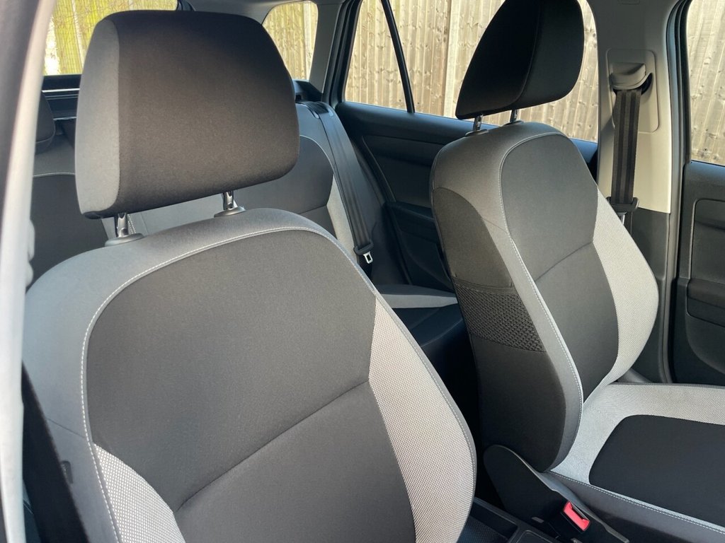 Used Skoda Fabia 2015 for sale - 77451460: Photo 31