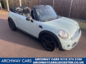 Used MINI Convertible 2014 for sale - 77451580: Photo