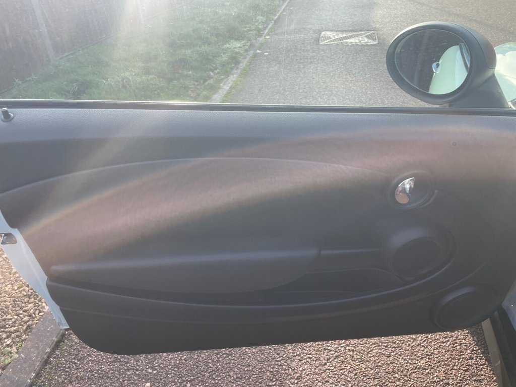 Used MINI Convertible 2014 for sale - 77451580: Photo 26