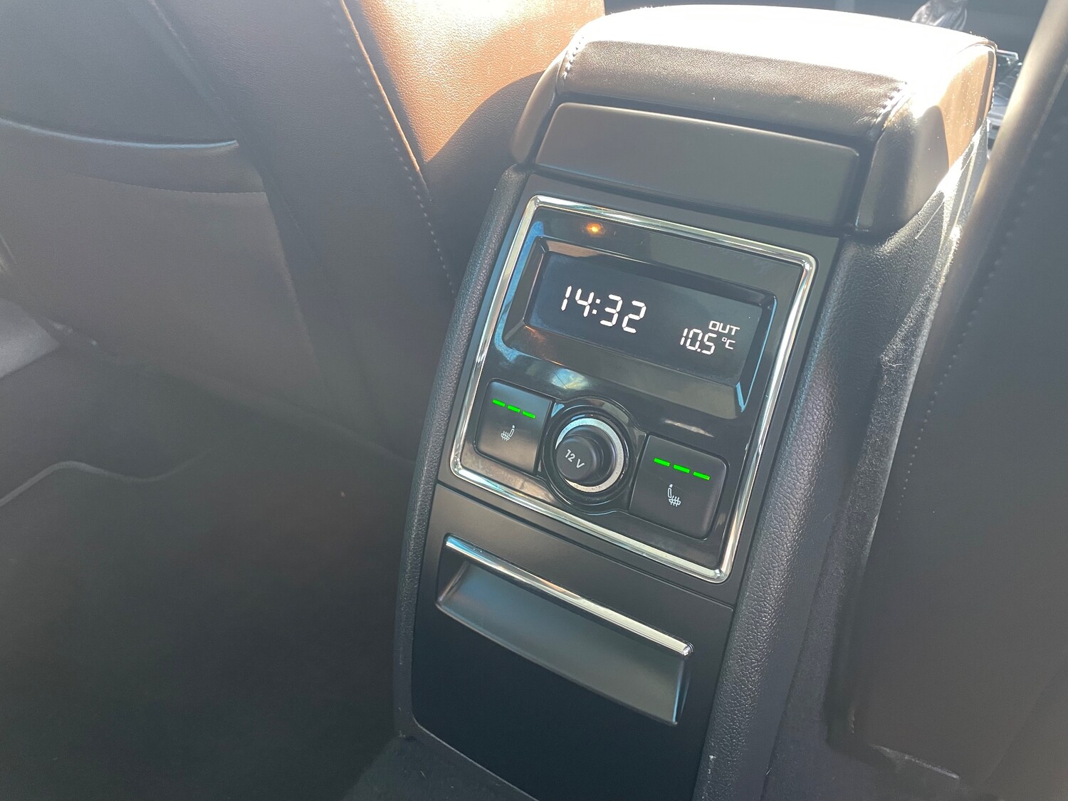 Used Skoda Superb 2015 for sale - 78077914: Photo 27