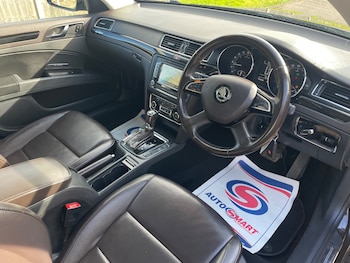 Used Skoda Superb 2015 for sale - 78077914: Photo