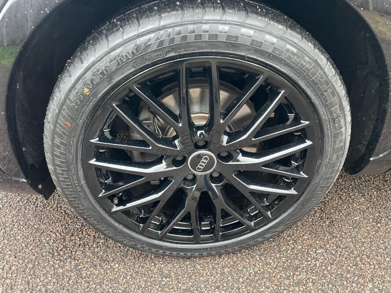 Used Audi Q3 2017 for sale - 78077907: Photo 3