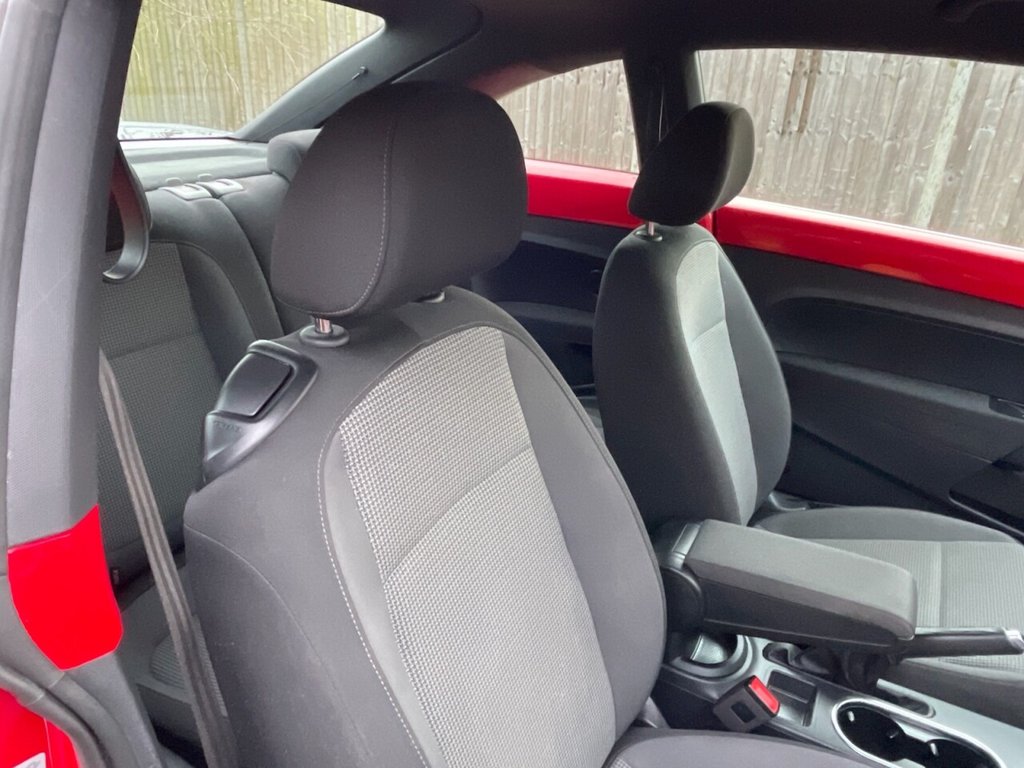 Used Volkswagen Beetle 2014 for sale - 77631846: Photo 38