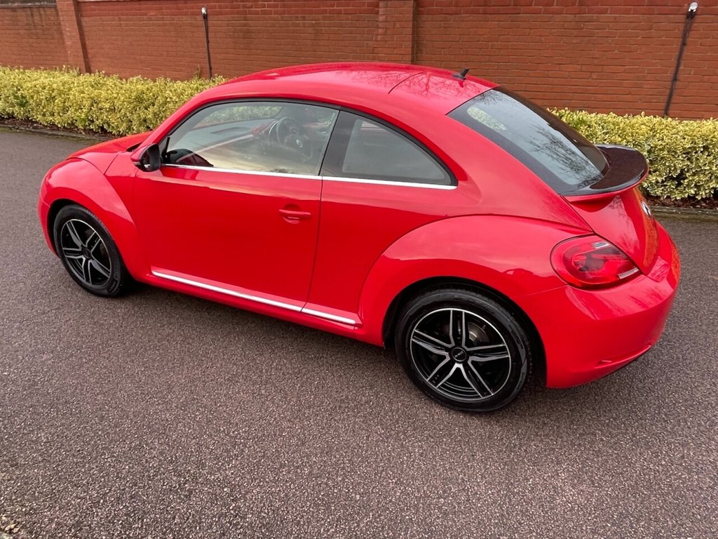 Used Volkswagen Beetle 2014 for sale - 77631846: Photo 4