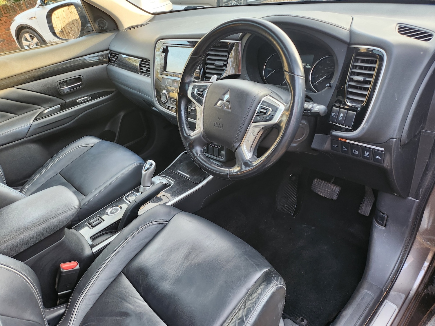 Used Mitsubishi Outlander 2016 for sale - 77135964: Photo 6