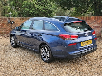 Used Hyundai i30 2018 for sale - 77490792: Photo