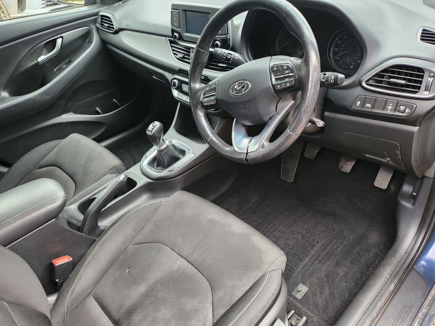 Used Hyundai i30 2018 for sale - 77490792: Photo 6