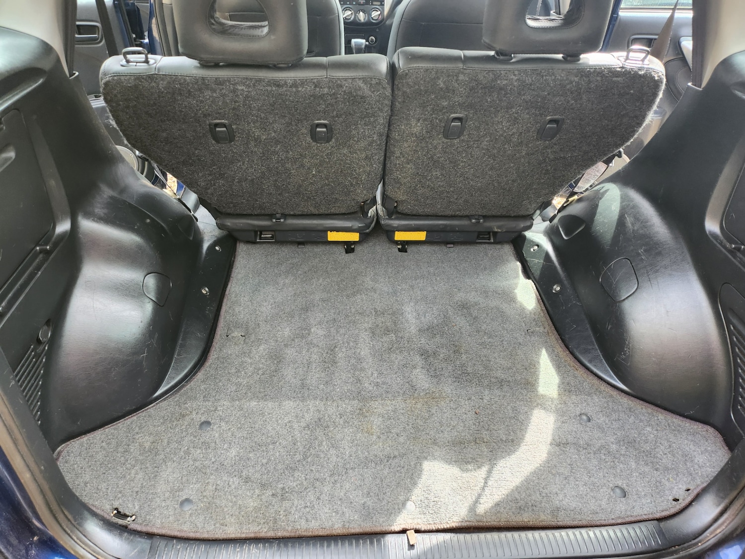 Used Toyota RAV4 2004 for sale - 78011560: Photo 14