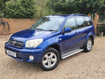Used Toyota RAV4 2004 for sale - 78011560: Photo
