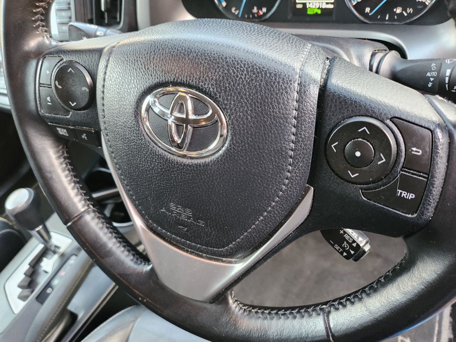 Used Toyota RAV4 2016 for sale - 77138011: Photo 15