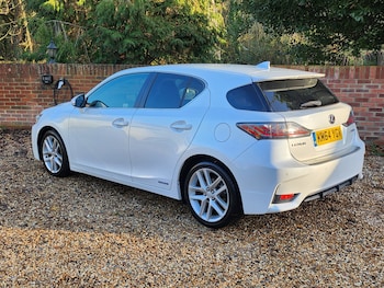 Used Lexus CT 2014 for sale - 76915692: Photo