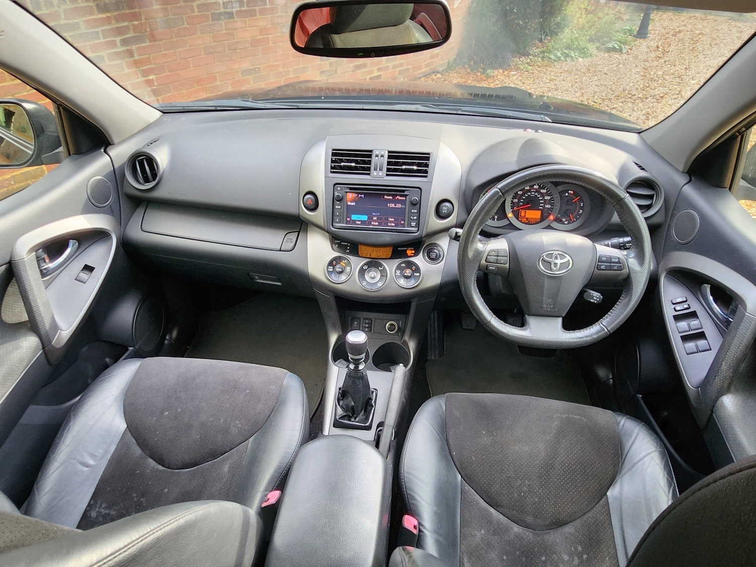 Used Toyota RAV4 2012 for sale - 76344978: Photo 5