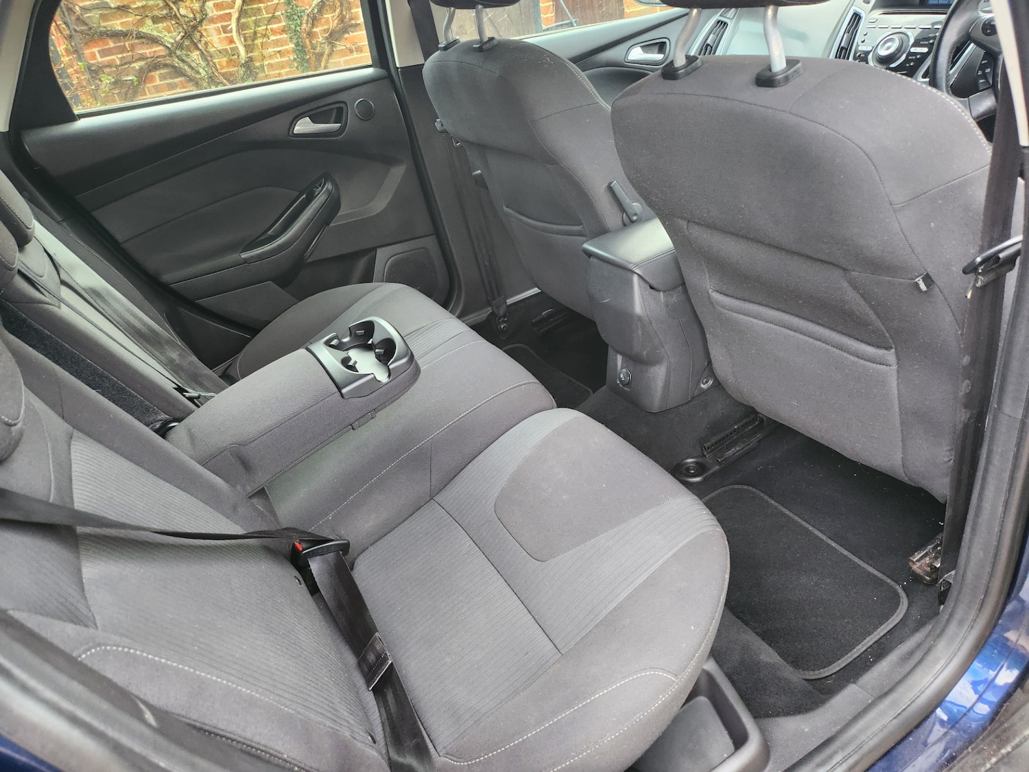 Used Ford Focus 2011 for sale - 77179704: Photo 9