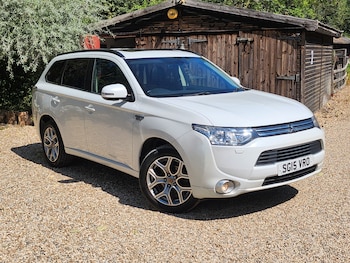 Used Mitsubishi Outlander 2015 for sale - 79098677: Photo