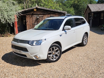 Used Mitsubishi Outlander 2015 for sale - 79098677: Photo