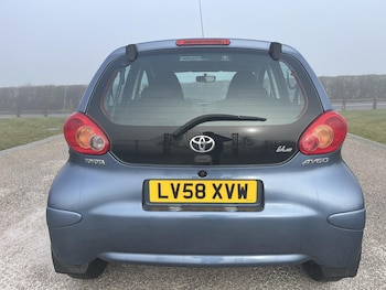 Used Toyota AYGO 2009 for sale - 77186505: Photo