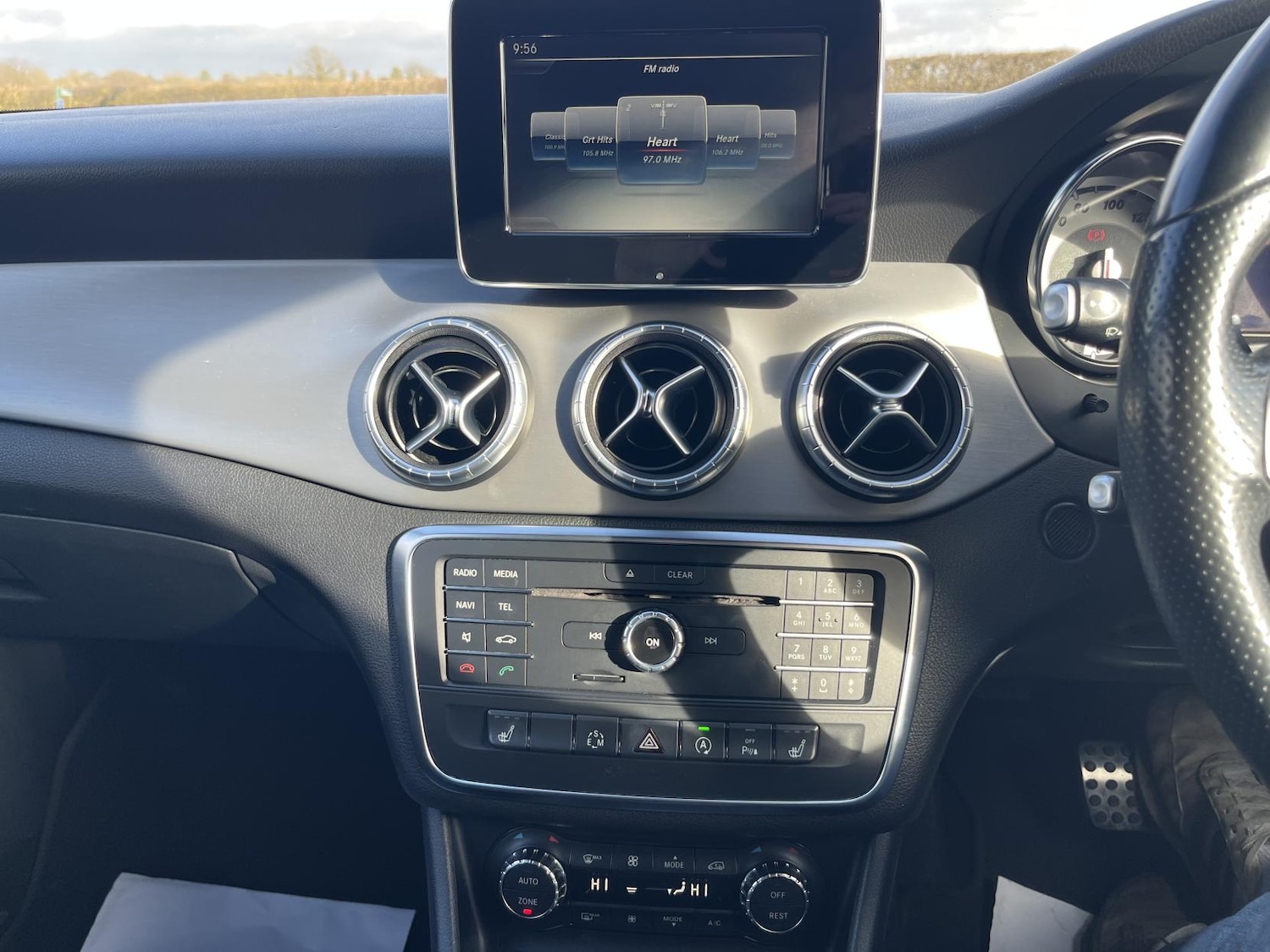 Used Mercedes-Benz CLA 2015 for sale - 77640952: Photo 18
