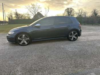 Used Volkswagen Golf 2014 for sale - 73947640: Photo