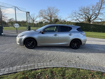 Used Lexus CT 2017 for sale - 76758203: Photo