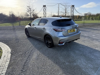 Used Lexus CT 2017 for sale - 76758203: Photo