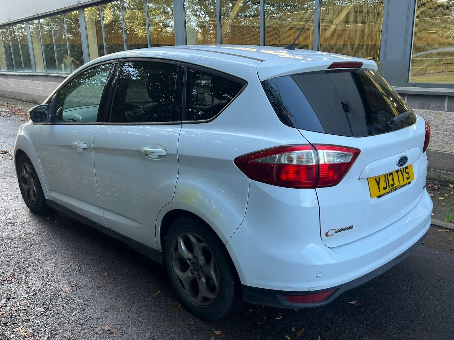 Used Ford C-Max 2013 for sale - 77019988: Photo 5