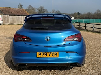 Used Vauxhall Astra GTC 2013 for sale - 77763004: Photo