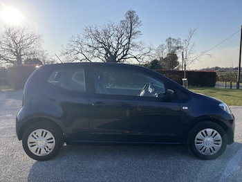 Used Volkswagen up! 2015 for sale - 77931224: Photo