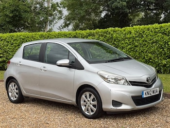Used Toyota Yaris 2012 for sale - 78862512: Photo