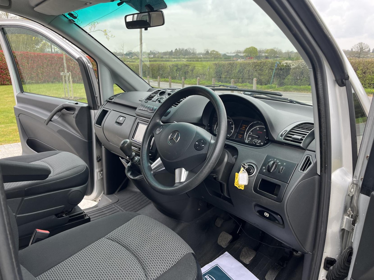 Used Mercedes-Benz Vito 2014 for sale - 77592394: Photo 15