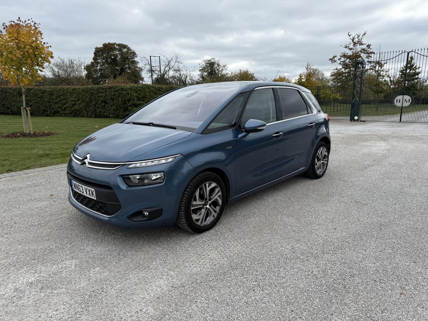 Used Citroen C4 Picasso 2013 for sale - 76199629: Photo 3