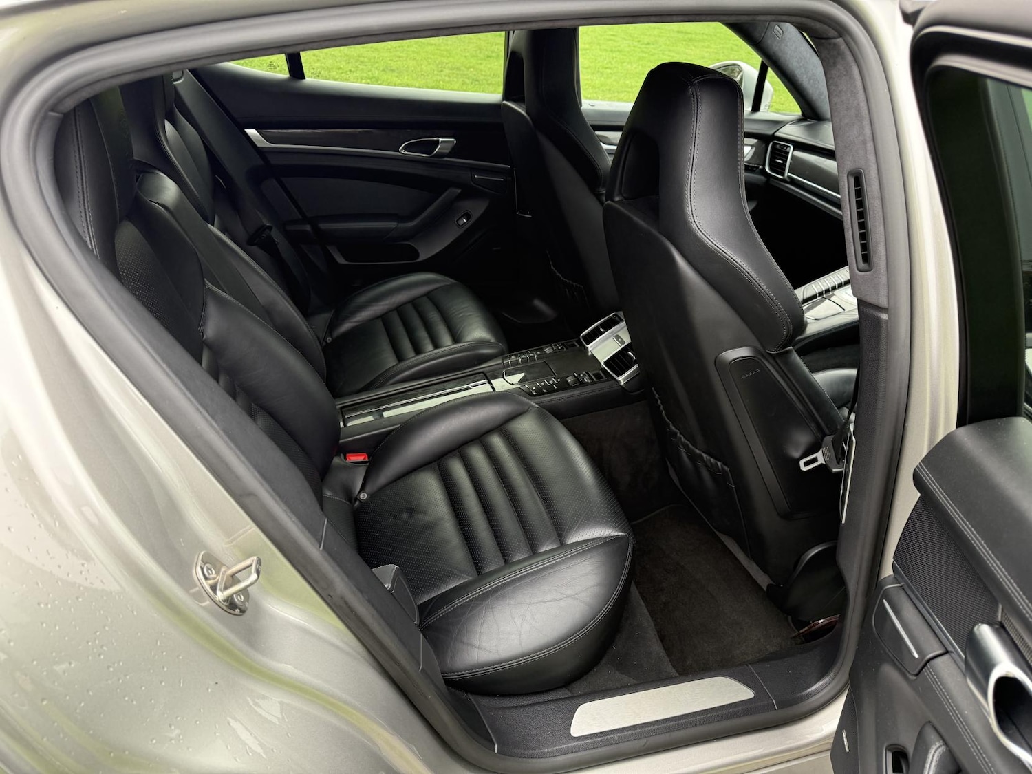 Used Porsche Panamera 2010 for sale - 76162166: Photo 11