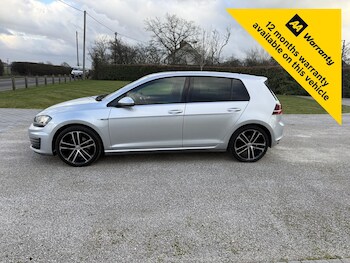 Used Volkswagen Golf 2016 for sale - 77300642: Photo