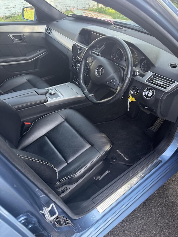 Used Mercedes-Benz E-Class 2011 for sale - 75406490: Photo 14