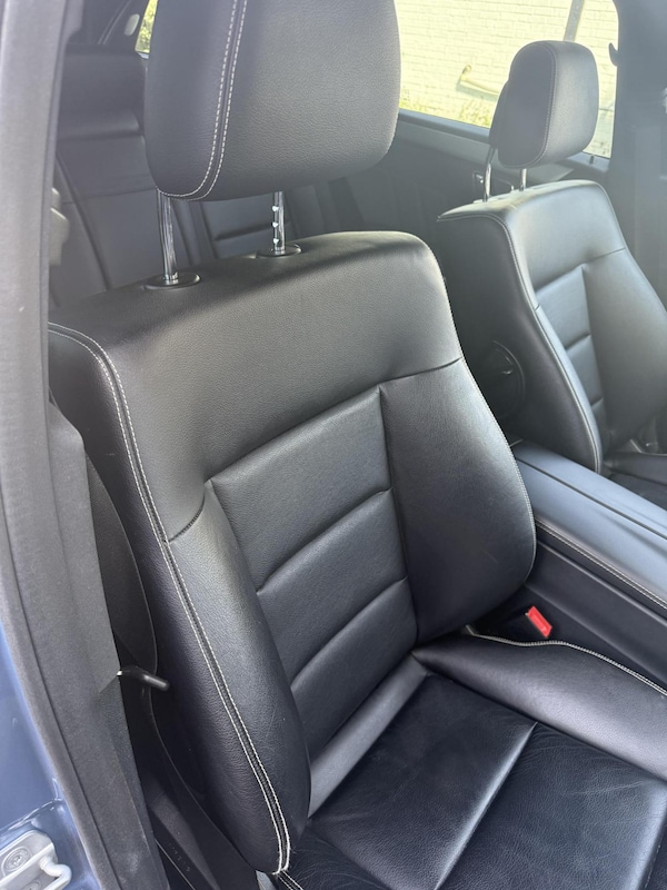 Used Mercedes-Benz E-Class 2011 for sale - 75406490: Photo 15